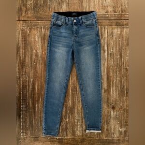 Curve Appeal Women’s Skinny Jeans in Medium Blue Stretch Denim